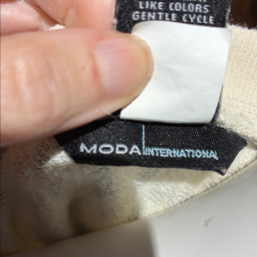 Moda International Cream and Brown Leopard Print Top - Picture 3 of 5